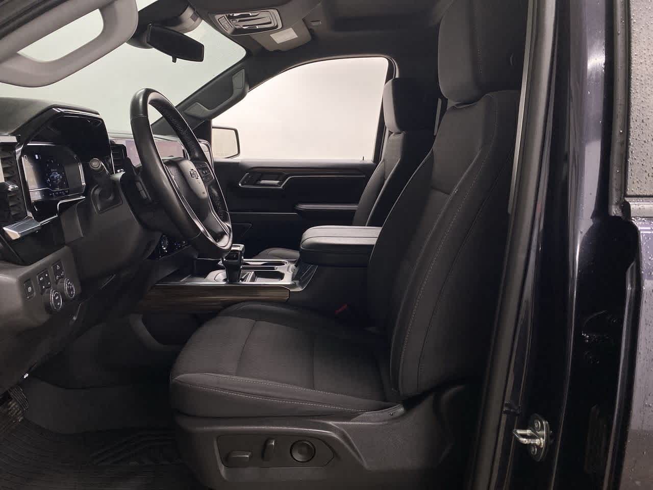 Thumbnail: 2023 Chevrolet Silverado 1500 - 13