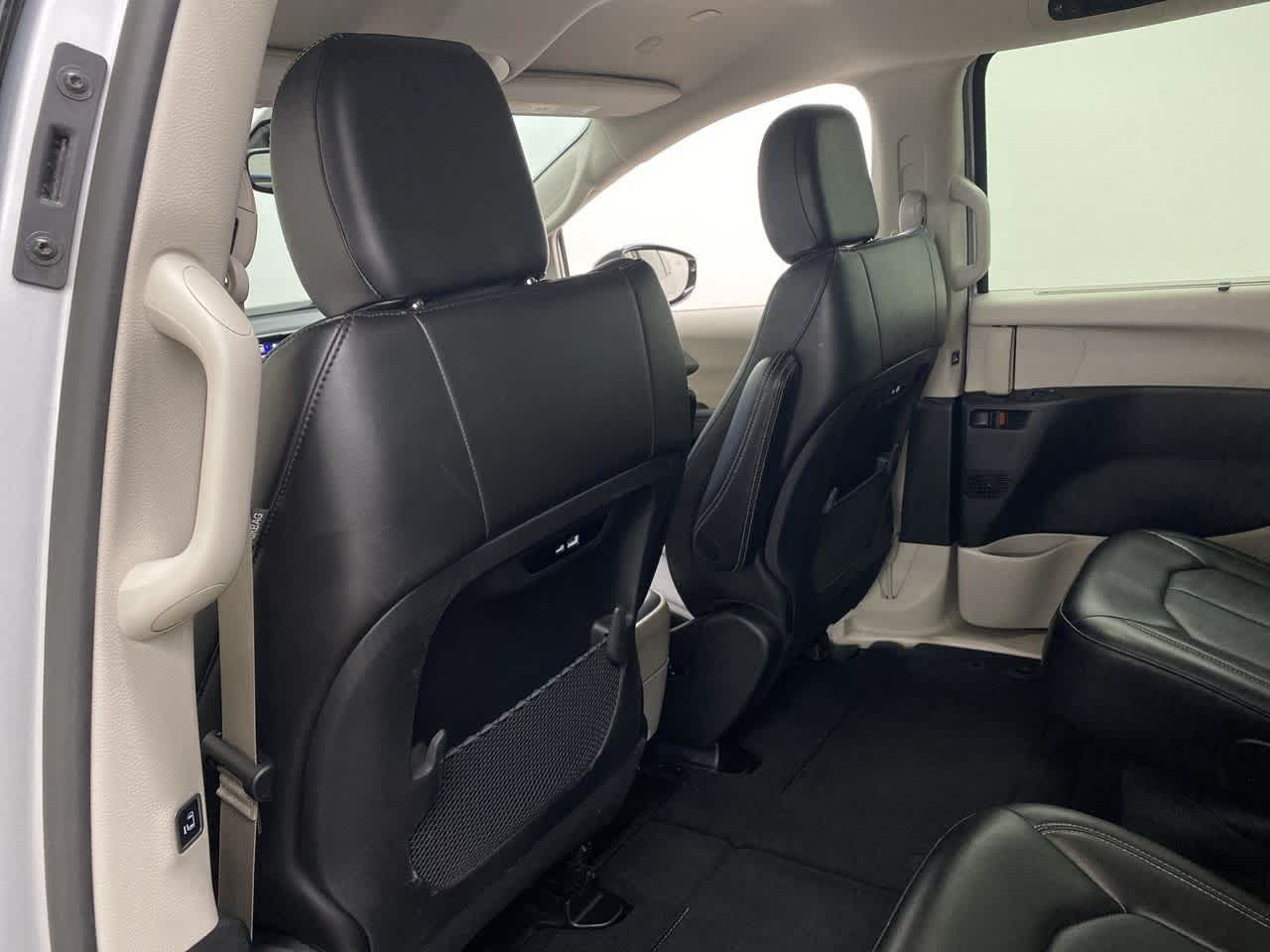 Thumbnail: 2024 Chrysler Pacifica - 15