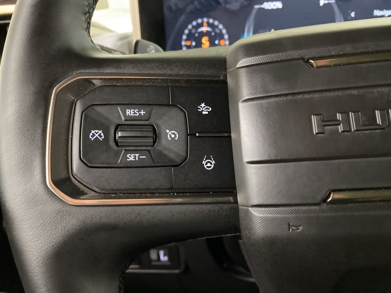 Thumbnail: 2025 GMC Hummer EV - 20