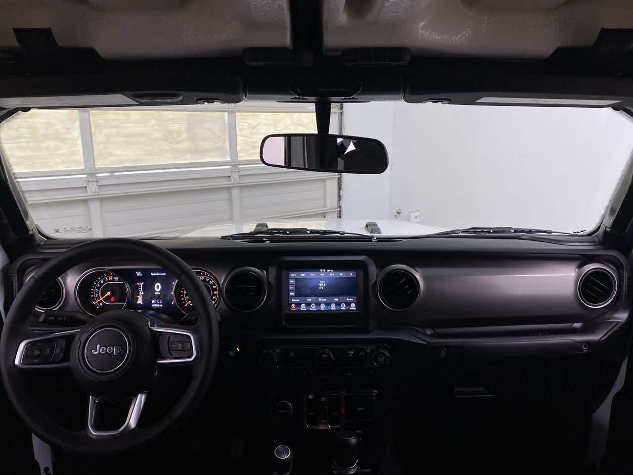 Thumbnail: 2020 Jeep Gladiator - 12