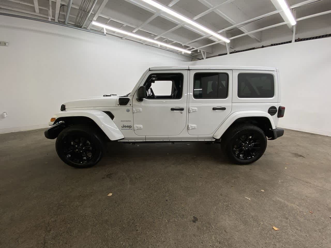 Thumbnail: 2024 Jeep Wrangler - 3