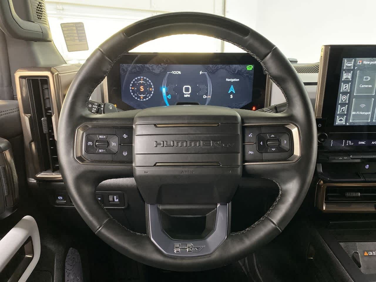 Thumbnail: 2025 GMC Hummer EV - 19