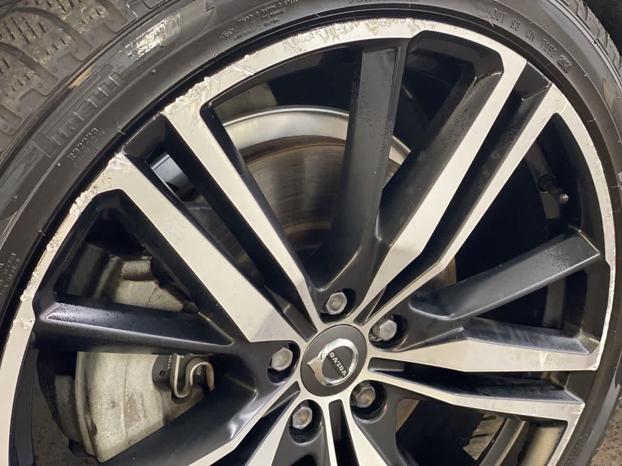 Thumbnail: 2019 Volvo XC60 - 37