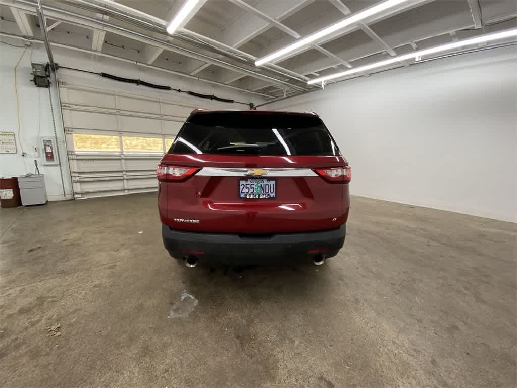 Thumbnail: 2018 Chevrolet Traverse - 5