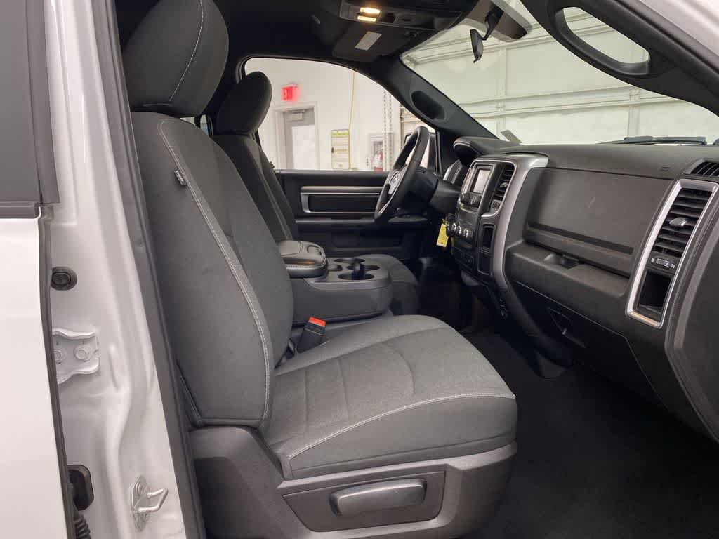 Thumbnail: 2024 RAM 1500 Classic - 18