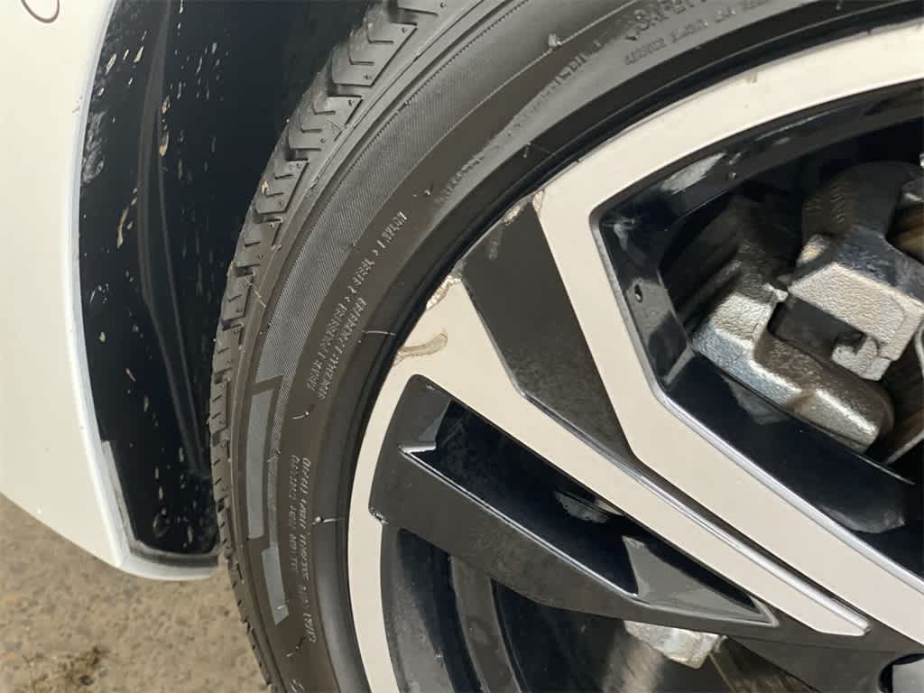 Thumbnail: 2024 Volvo S60 - 33