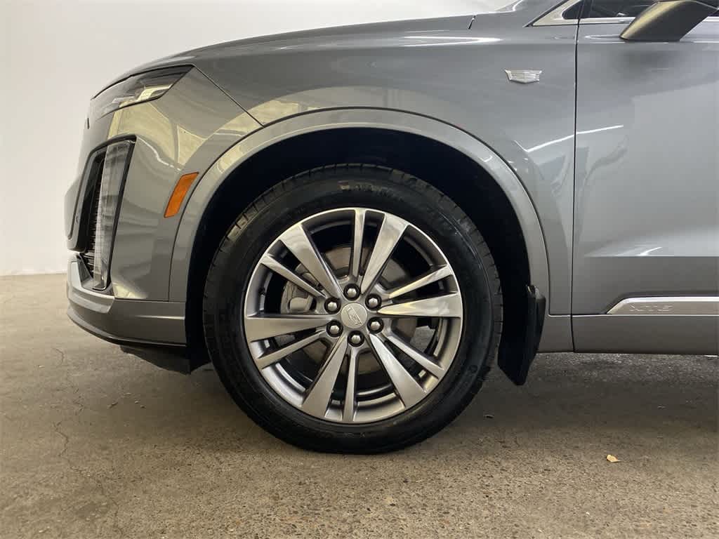 Thumbnail: 2020 Cadillac XT6 - 12
