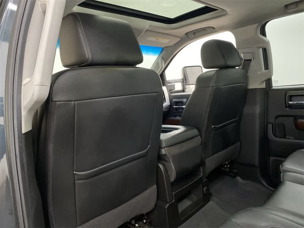 Thumbnail: 2019 GMC Sierra 2500 - 16