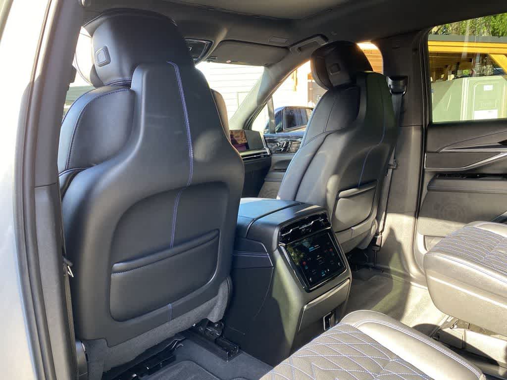 Thumbnail: 2025 Cadillac Escalade IQ - 16
