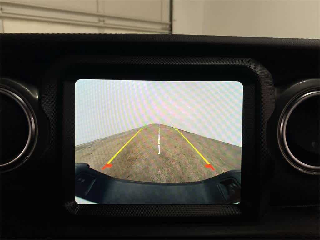 Thumbnail: 2023 Jeep Gladiator - 25