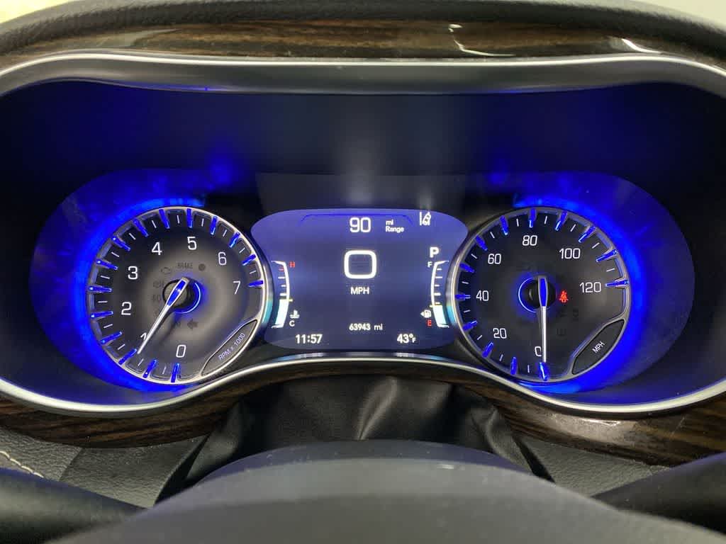 Thumbnail: 2023 Chrysler Pacifica - 28