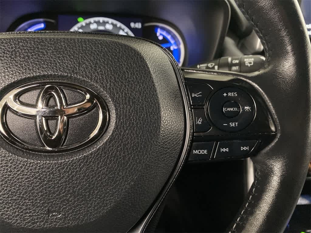 Thumbnail: 2020 Toyota RAV4 - 22