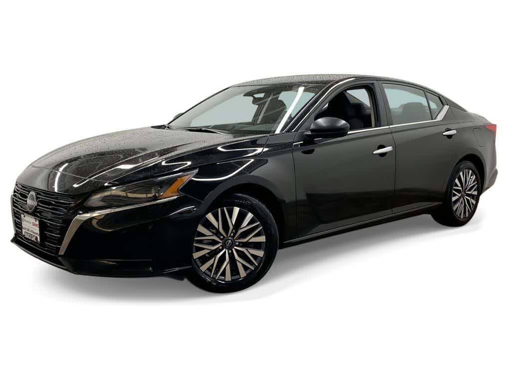 Thumbnail: 2025 Nissan Altima - 1