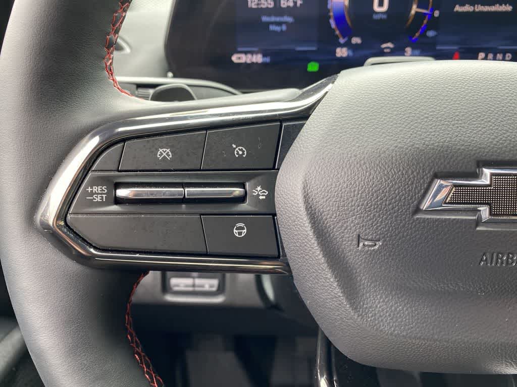 Thumbnail: 2025 Chevrolet Silverado EV - 20