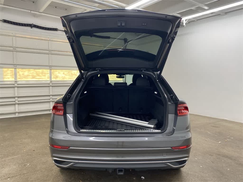 Thumbnail: 2019 Audi Q8 - 29