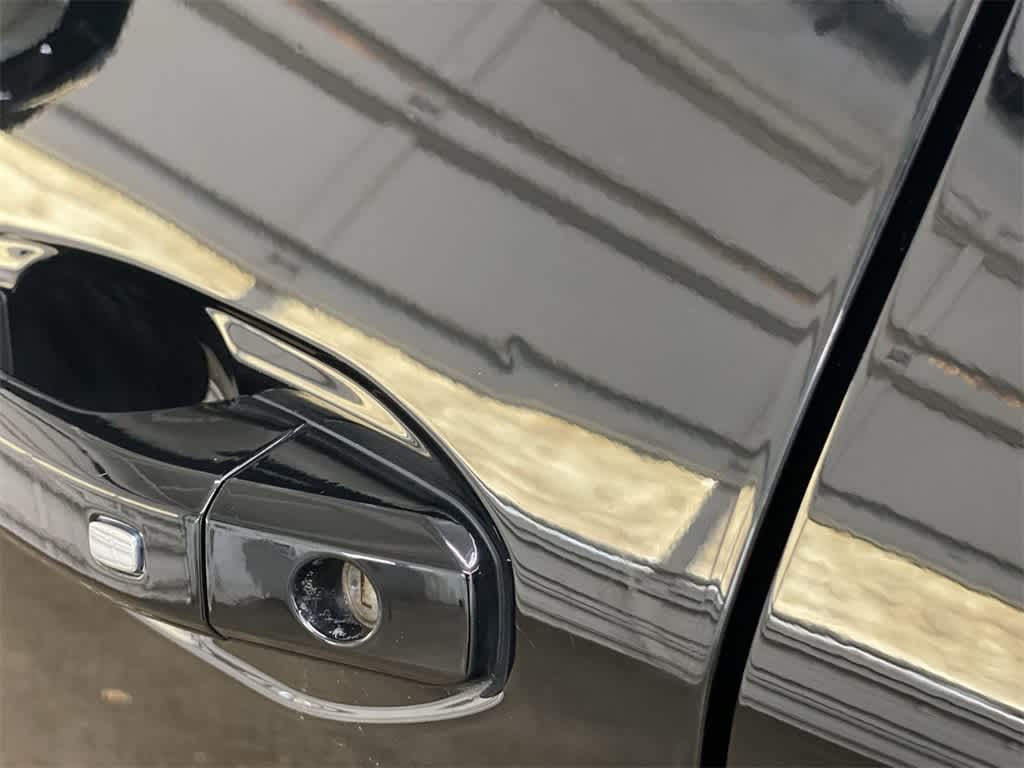 Thumbnail: 2024 Chevrolet Silverado EV - 33
