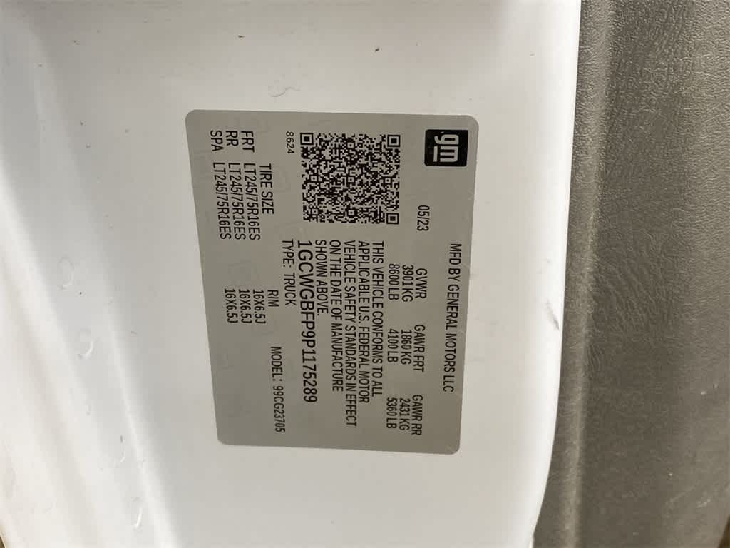 2023 Chevrolet Express 2500 29