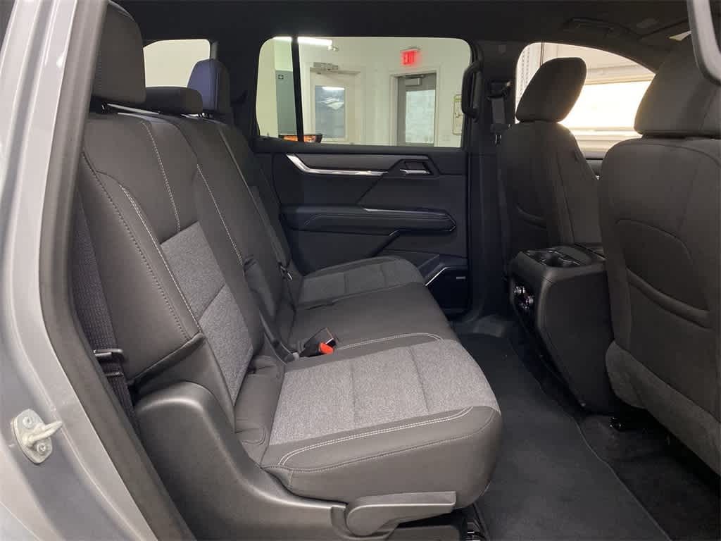 Thumbnail: 2025 GMC Acadia - 19