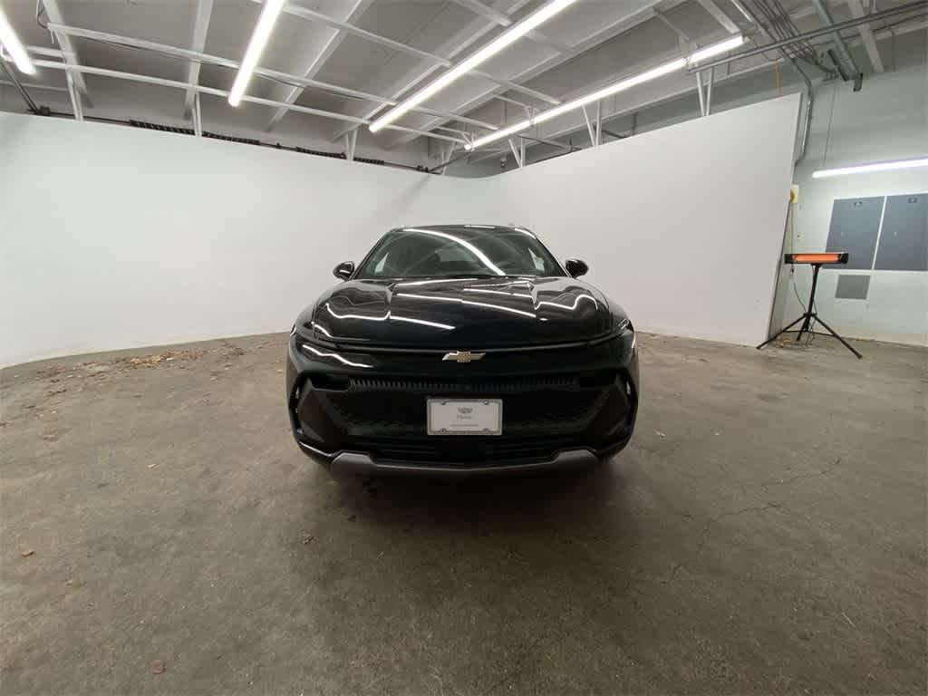 Thumbnail: 2025 Chevrolet Equinox - 9