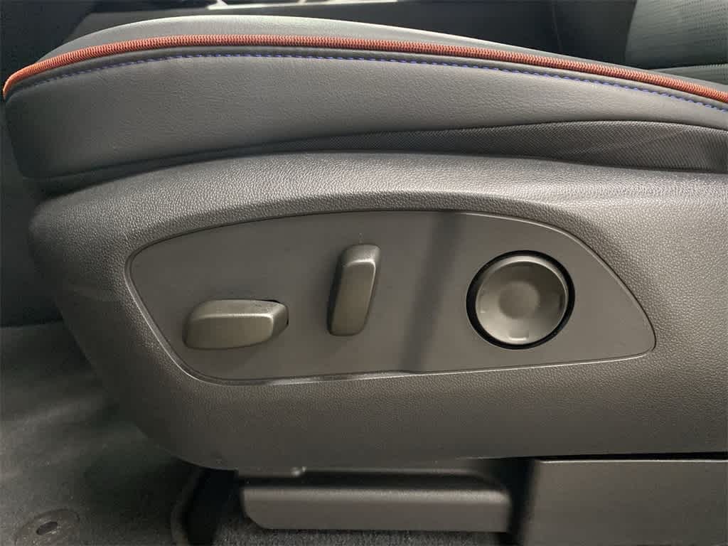 Thumbnail: 2024 Chevrolet Silverado EV - 15