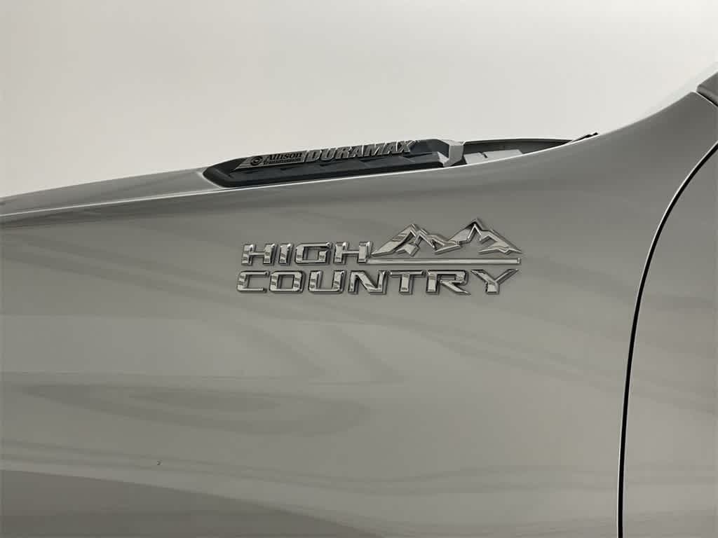 2021 Chevrolet Silverado 3500 High Country 11