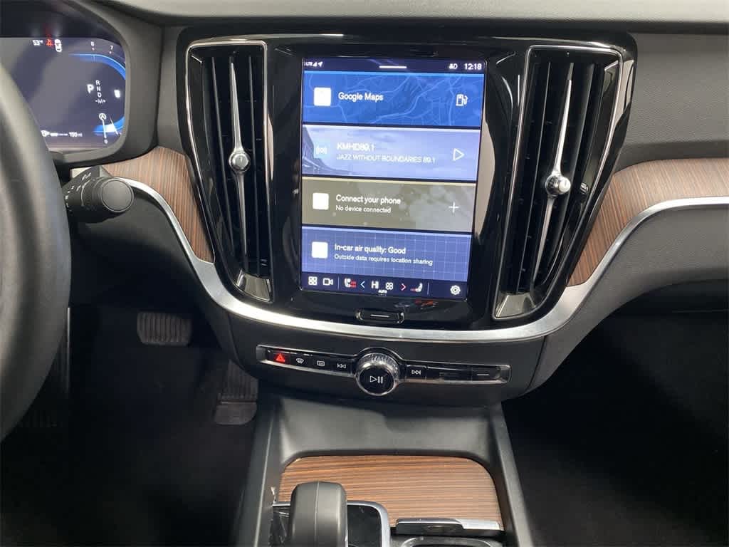 Thumbnail: 2024 Volvo S60 - 25