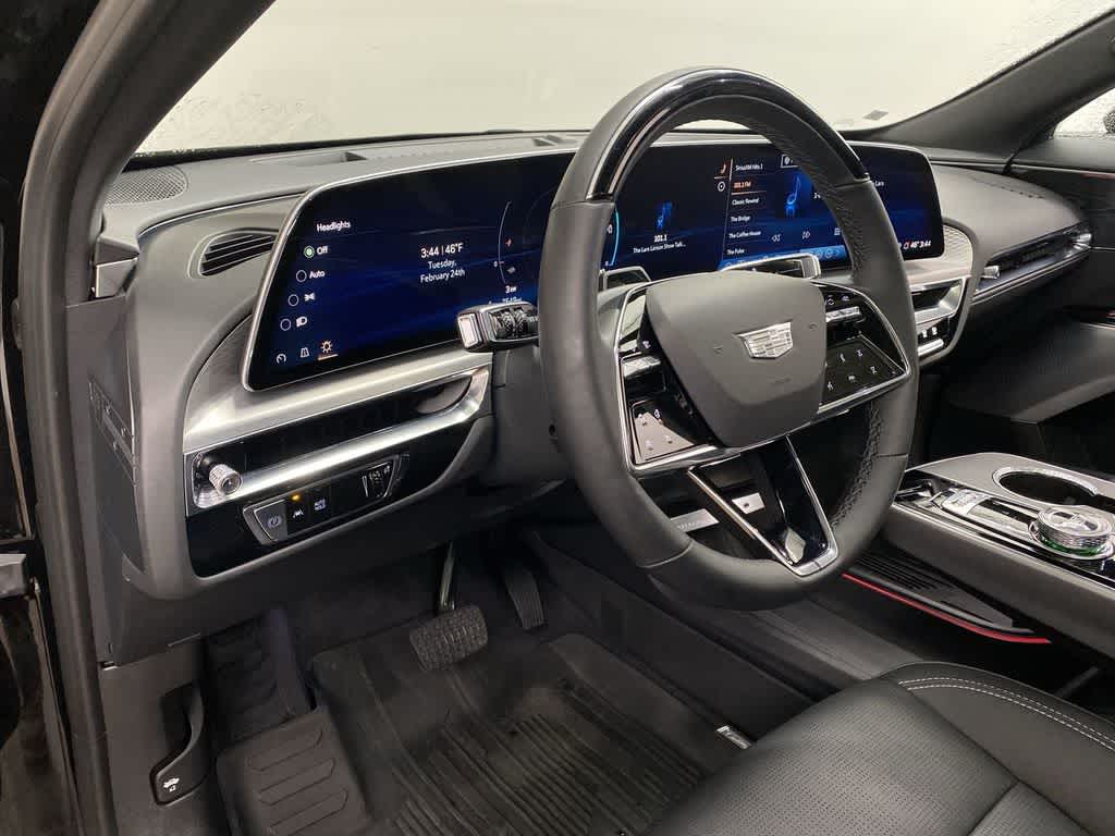 Thumbnail: 2024 Cadillac Lyriq - 2