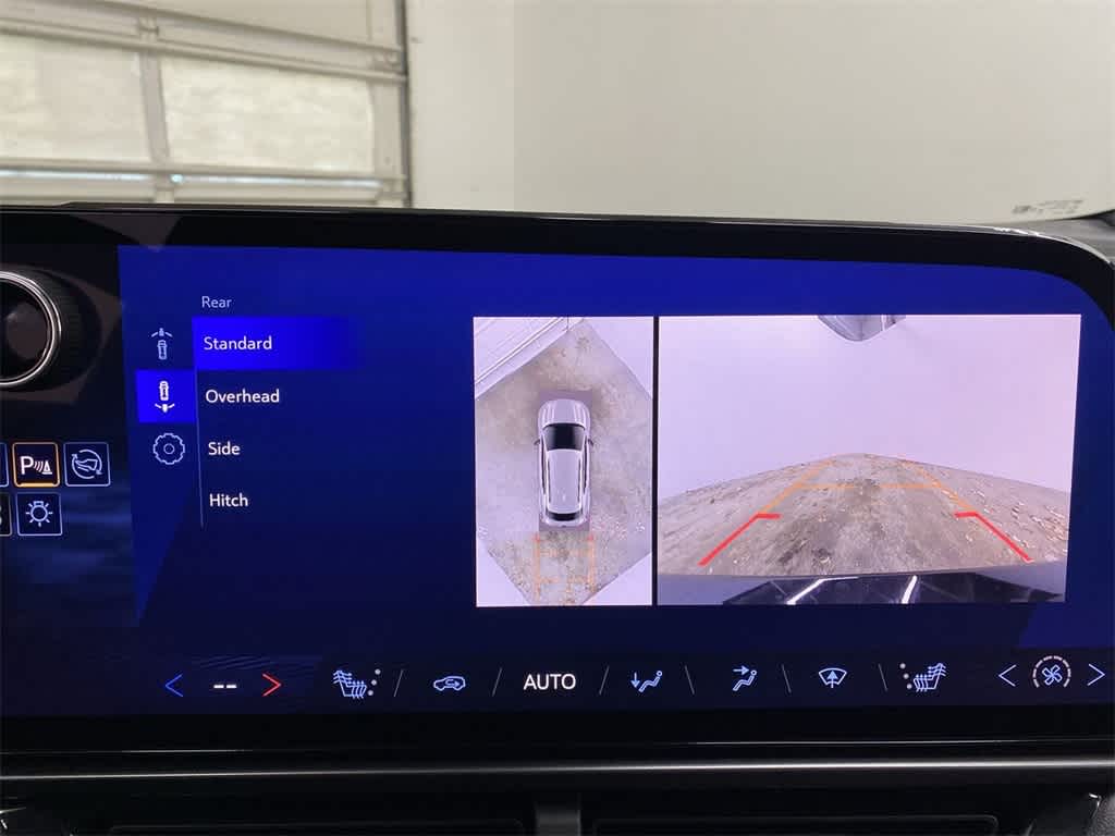 Thumbnail: 2024 Chevrolet Equinox - 25