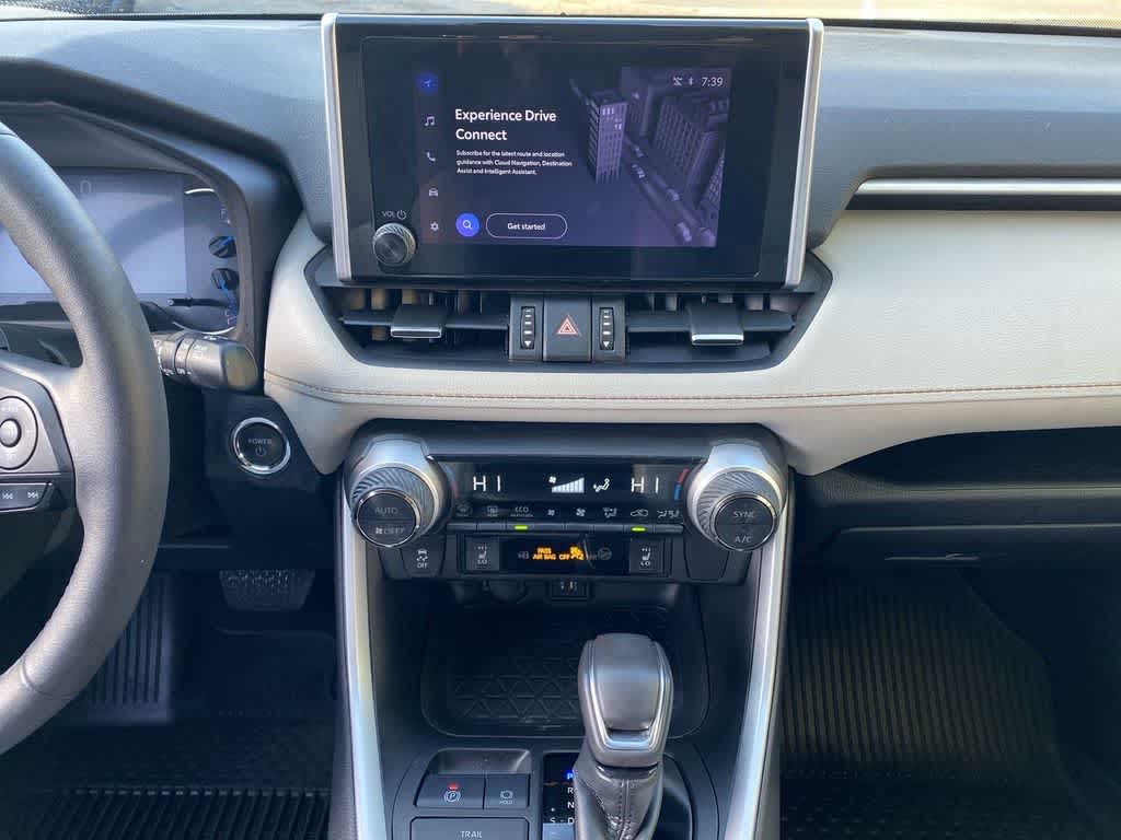 Thumbnail: 2023 Toyota RAV4 - 25