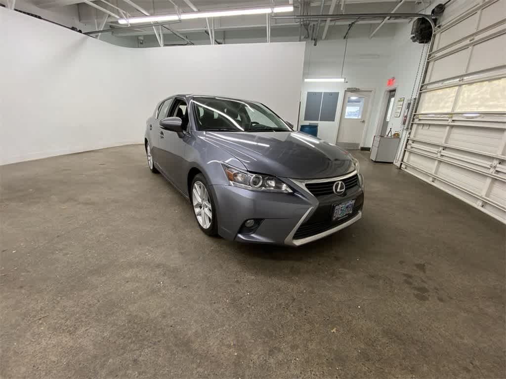 2015 Lexus CT 200h 8