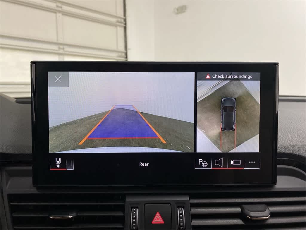 Thumbnail: 2022 Audi Q5 - 26