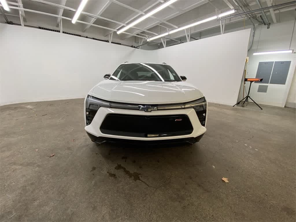 Thumbnail: 2024 Chevrolet Blazer EV - 9