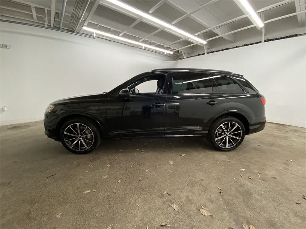 Thumbnail: 2023 Audi Q7 - 3