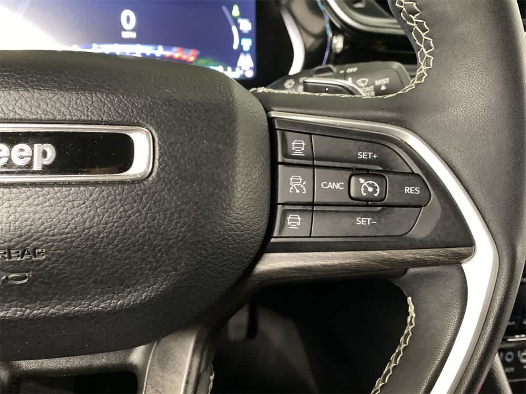 Thumbnail: 2023 Jeep Grand Cherokee - 22