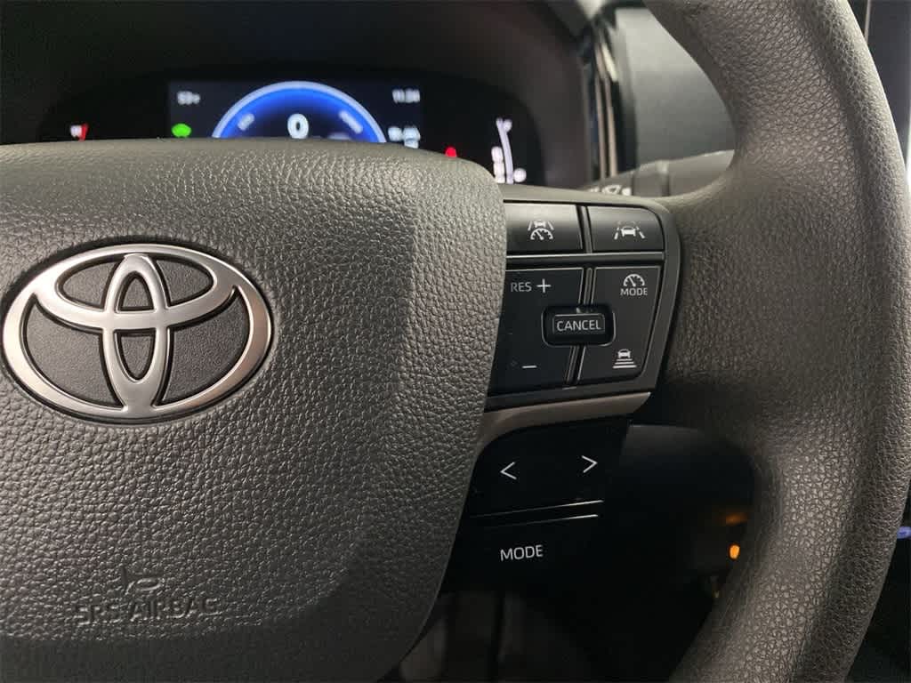 Thumbnail: 2025 Toyota Camry - 23