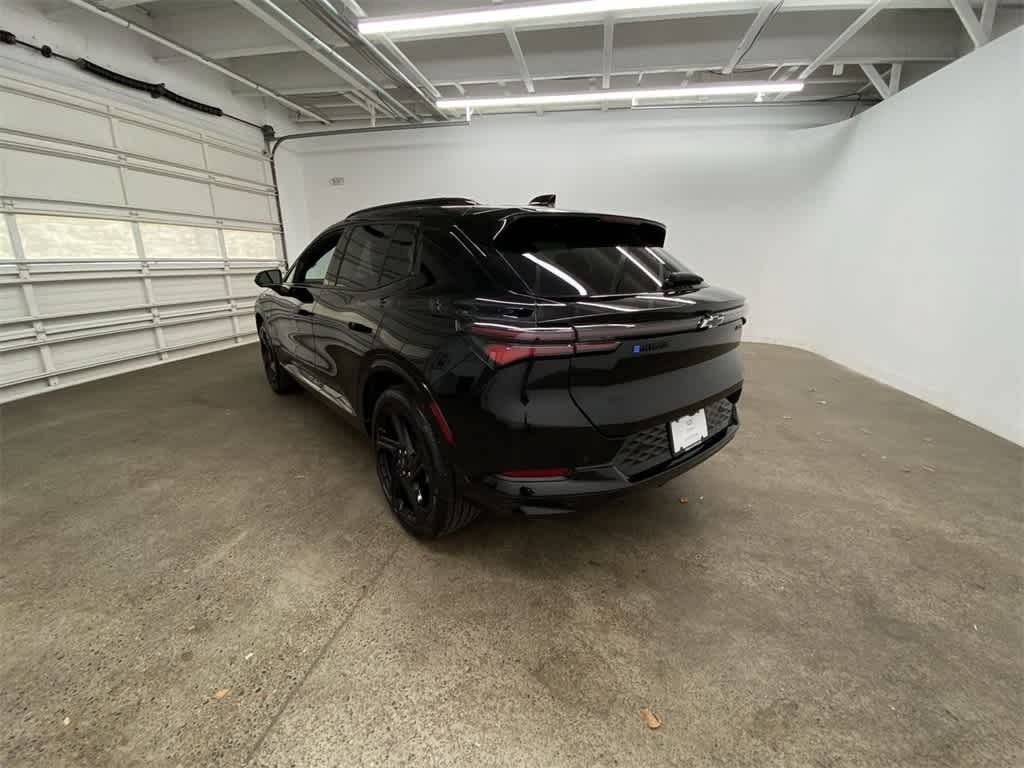 Thumbnail: 2024 Chevrolet Equinox - 4