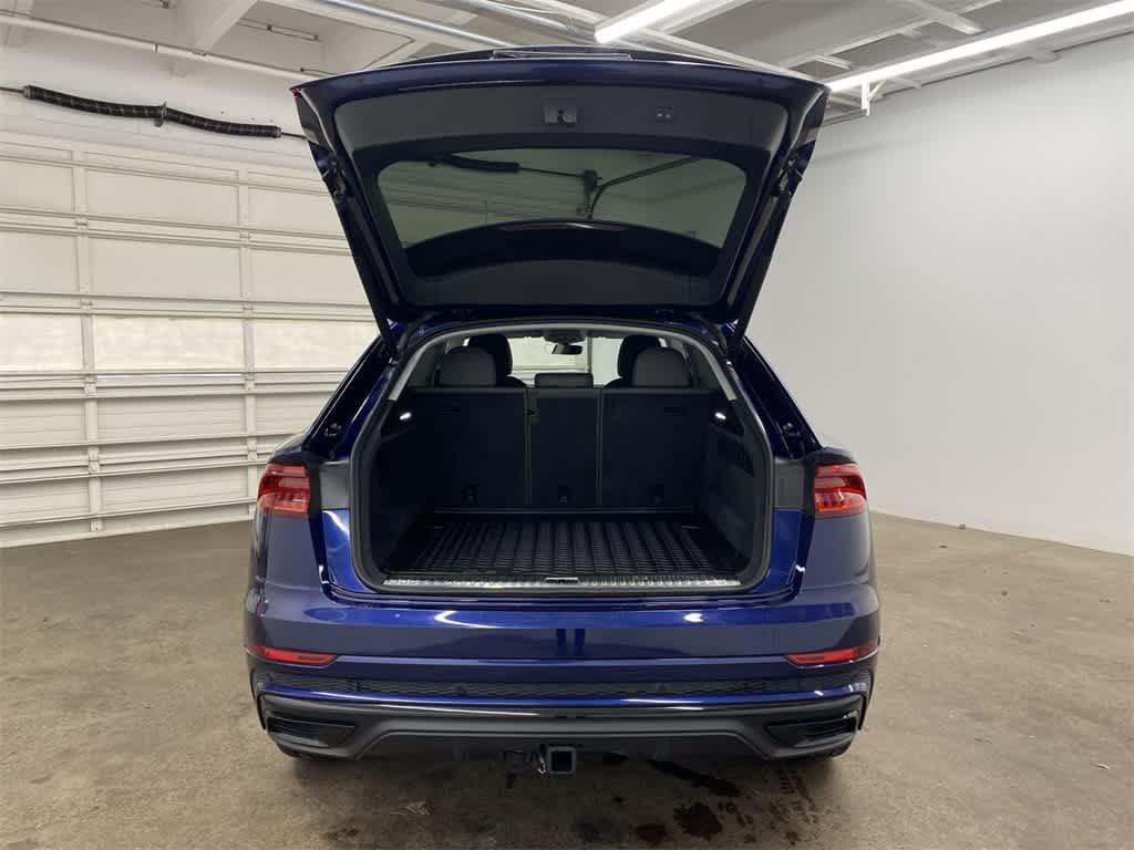 Thumbnail: 2019 Audi Q8 - 30