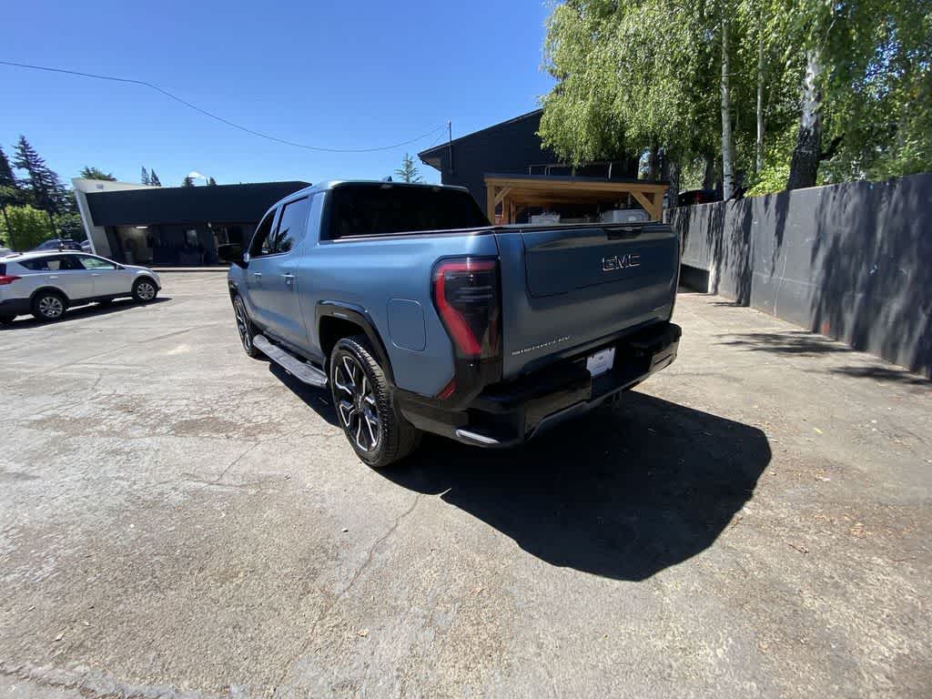 Thumbnail: 2025 GMC Sierra EV - 4