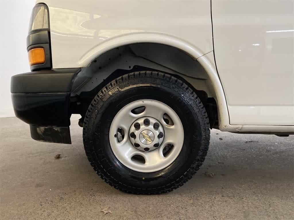 2023 Chevrolet Express 2500 11
