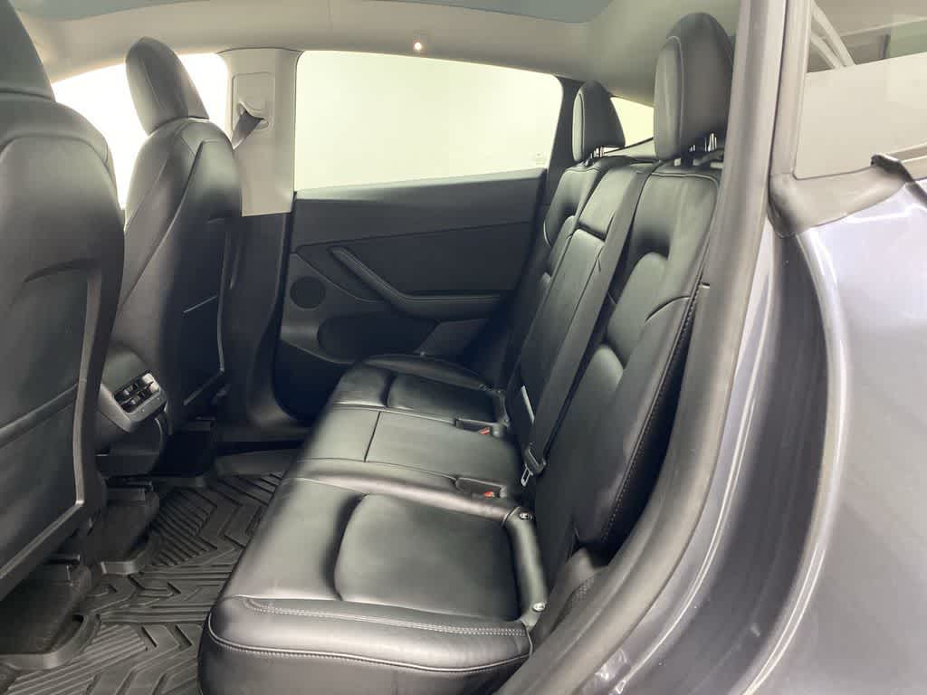 Thumbnail: 2022 Tesla Model Y - 15