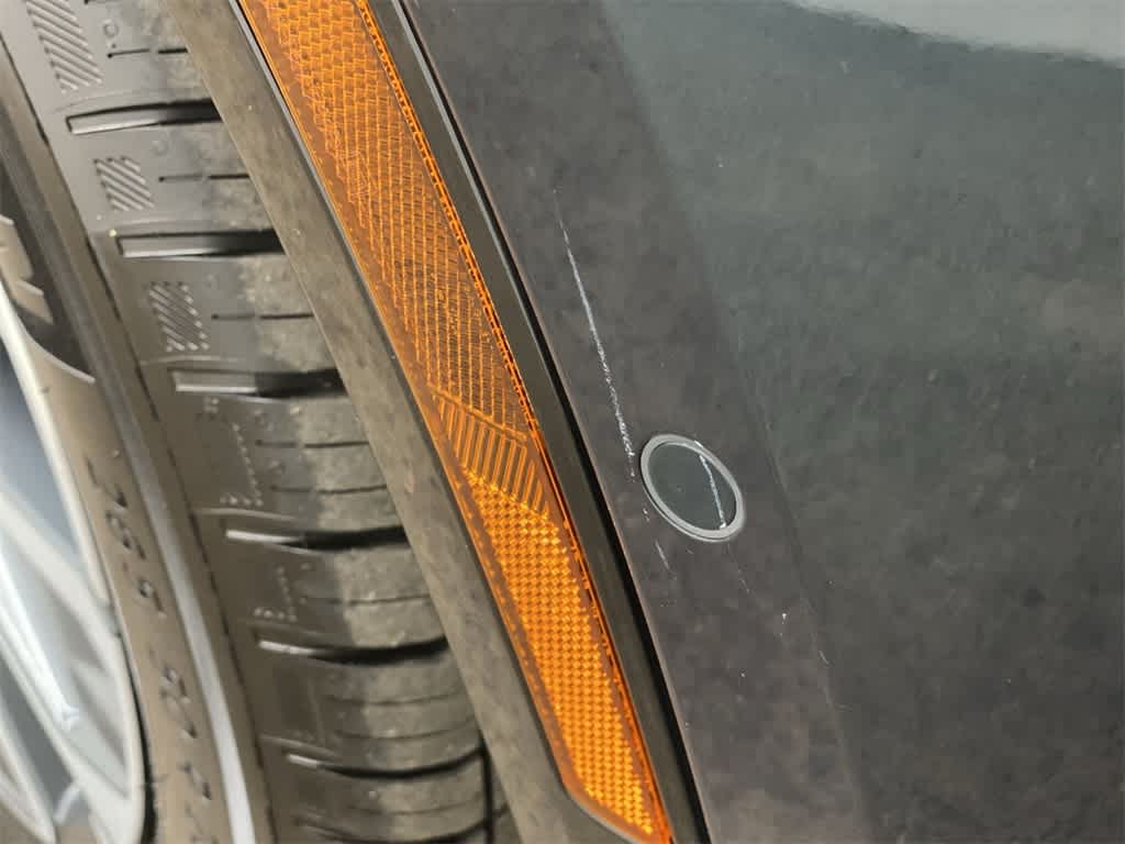 Thumbnail: 2024 Cadillac Lyriq - 32