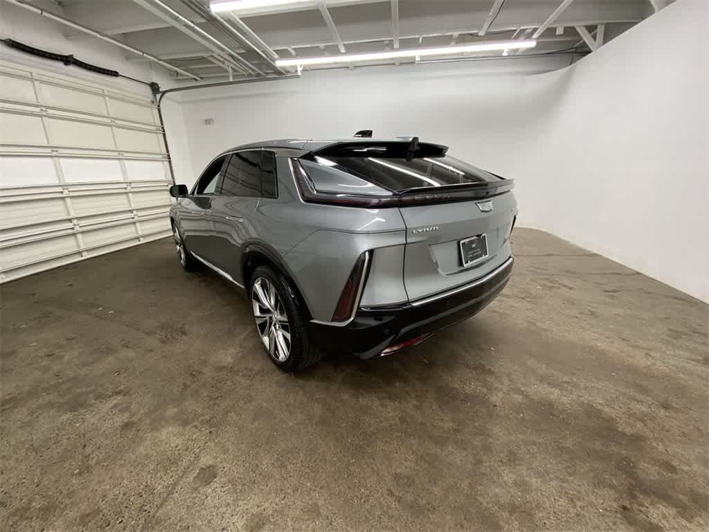 Thumbnail: 2025 Cadillac Lyriq - 4