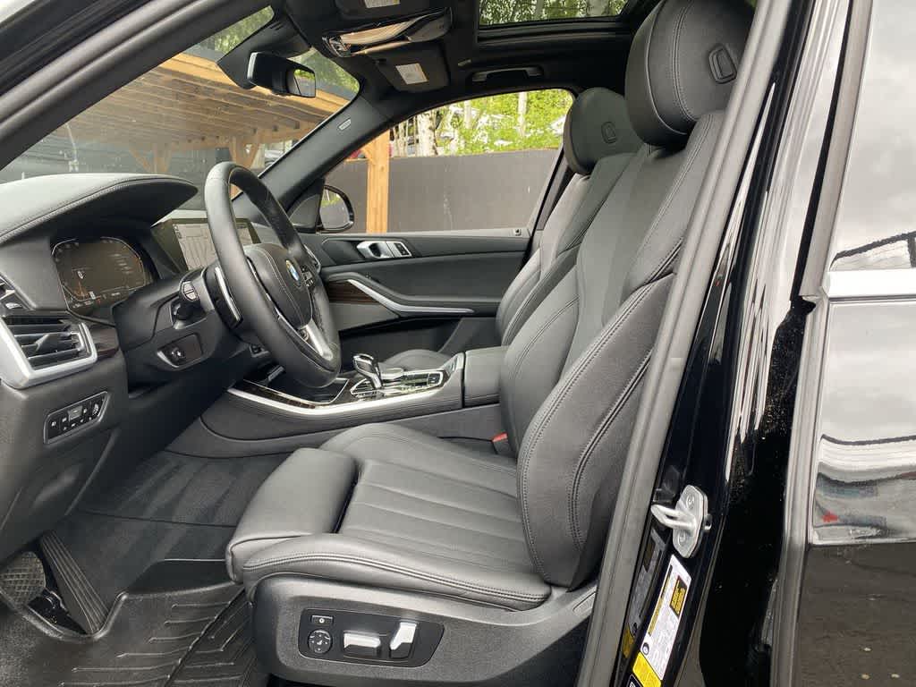 Thumbnail: 2021 BMW X5 - 14