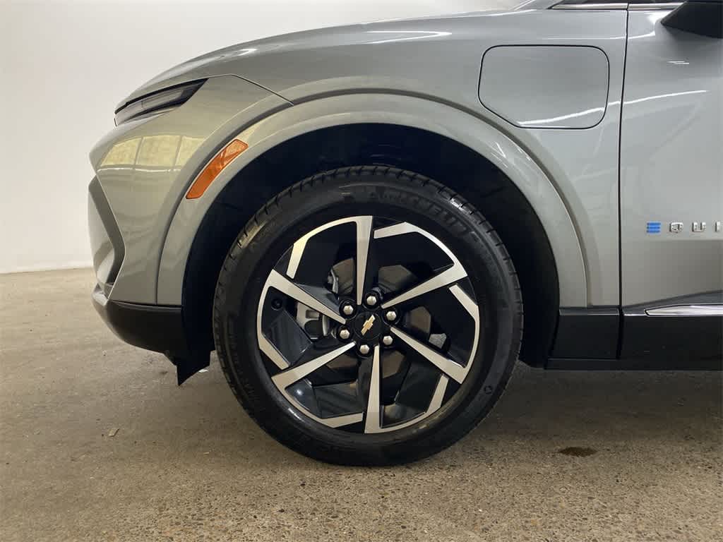 Thumbnail: 2024 Chevrolet Equinox - 11