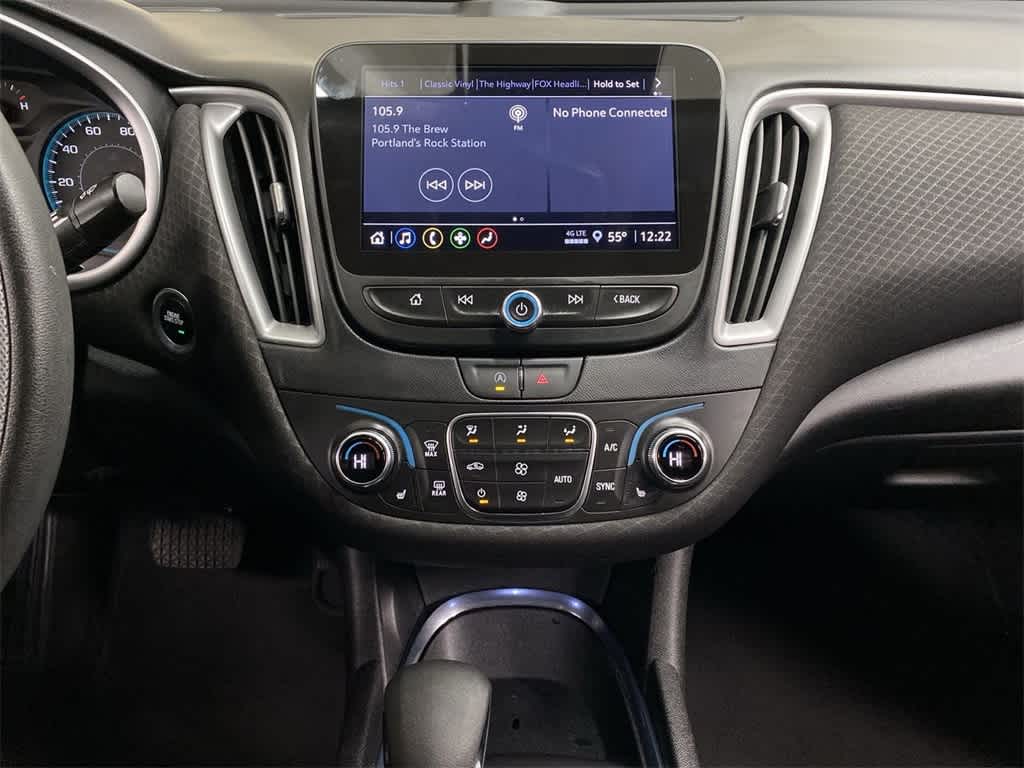 Thumbnail: 2023 Chevrolet Malibu - 24