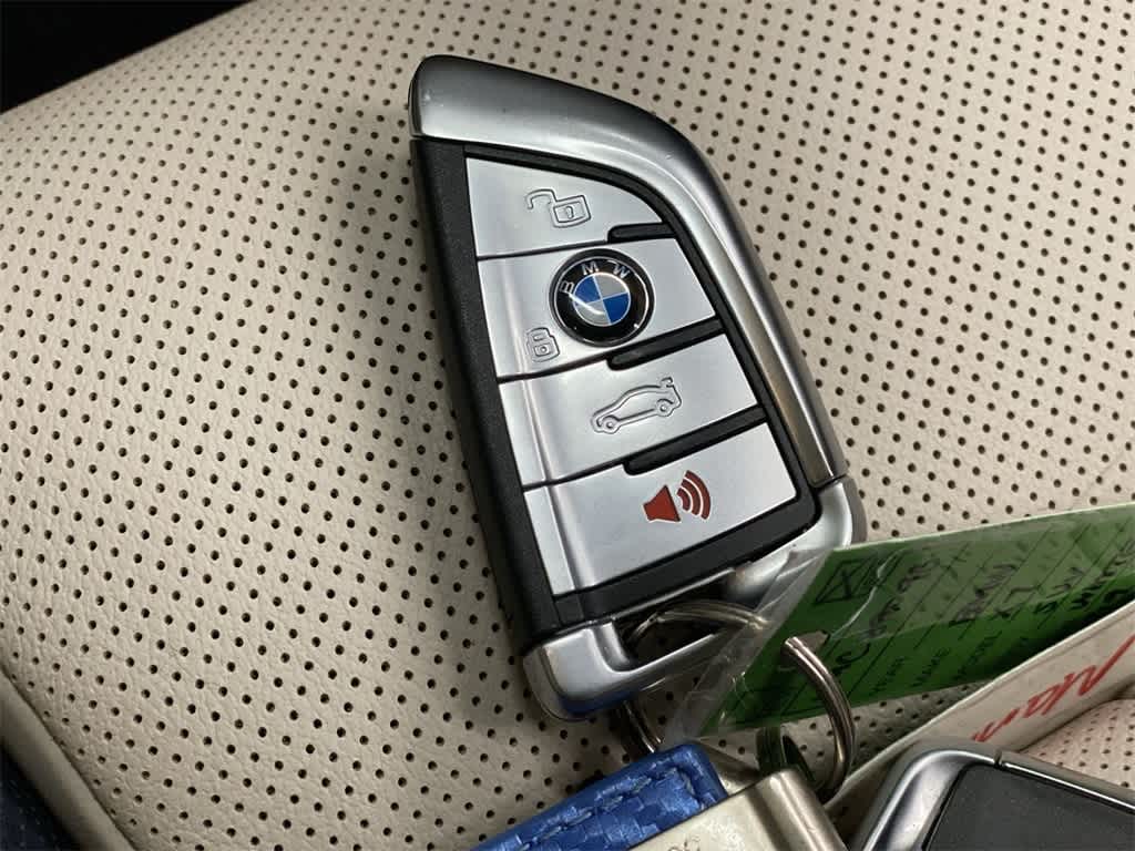 Thumbnail: 2020 BMW X7 - 32