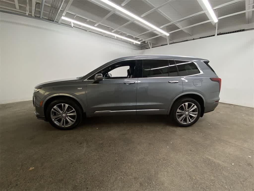 Thumbnail: 2020 Cadillac XT6 - 3