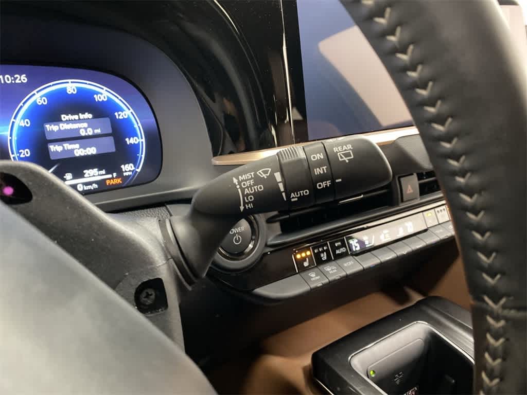 Thumbnail: 2025 Toyota Crown Signia - 23