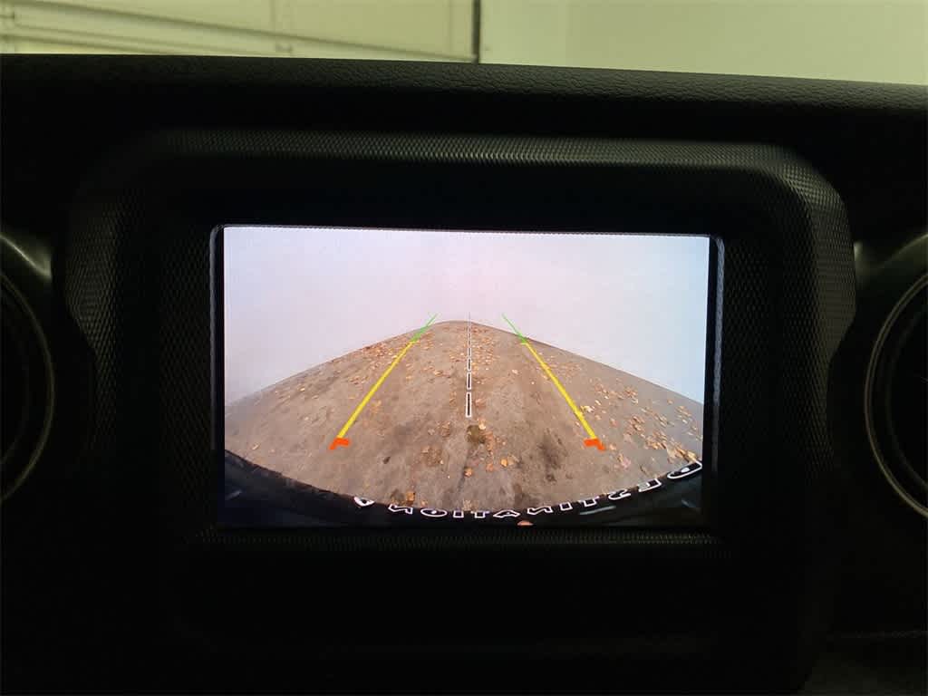 Thumbnail: 2023 Jeep Wrangler - 26