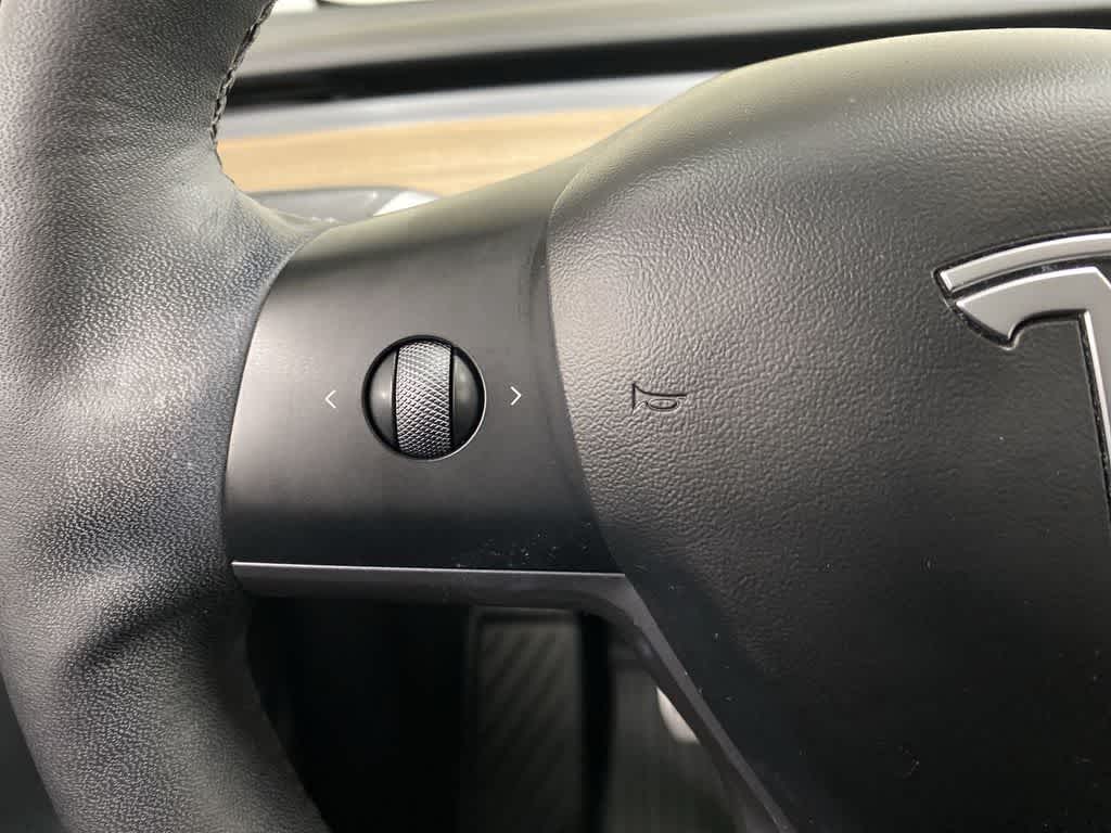 Thumbnail: 2022 Tesla Model Y - 19